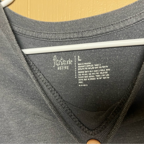 Flirtitude Active Top - Picture 2 of 3